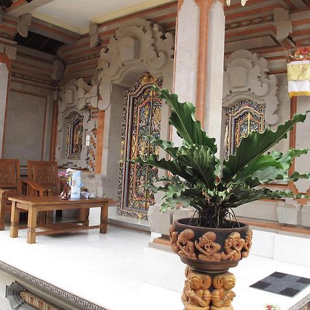 Angga Homestay Ubud Buitenkant foto